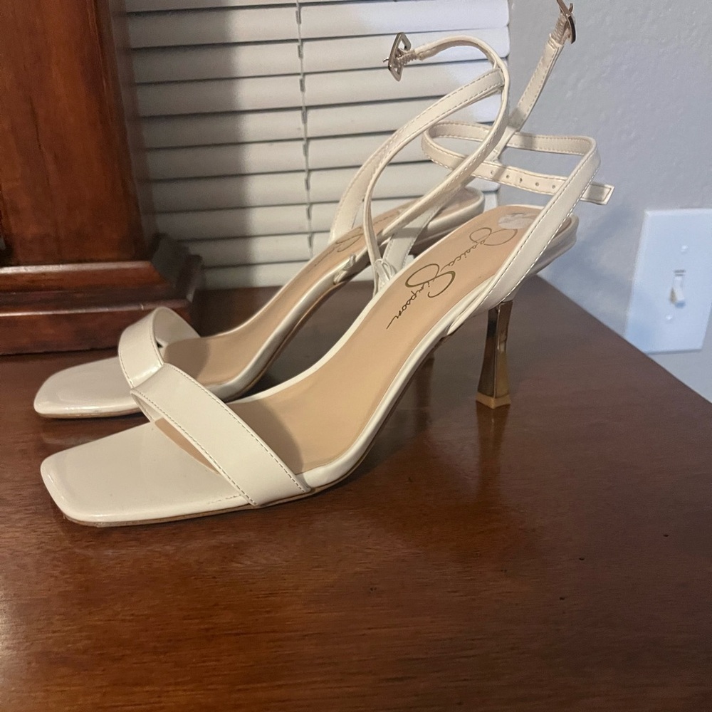Jessica Simpson Jaycin Square Toe Ankle Strap Sandal die 9.5